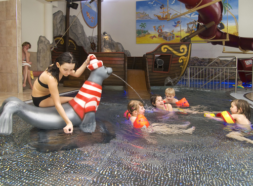 Kinderhallenbad Piratenland (Peternhof)